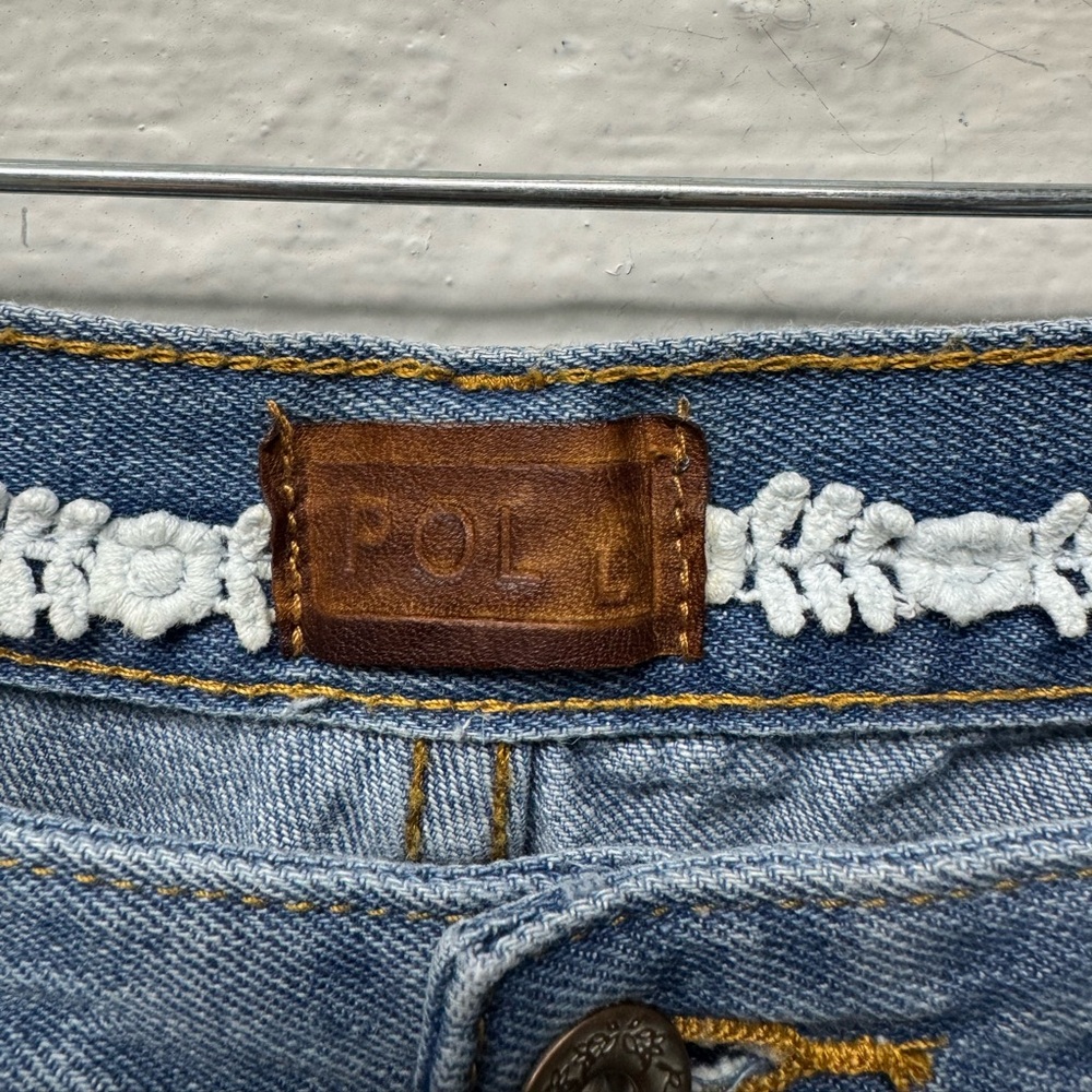 POL Frayed Denim Shorts - Picture 3 of 5